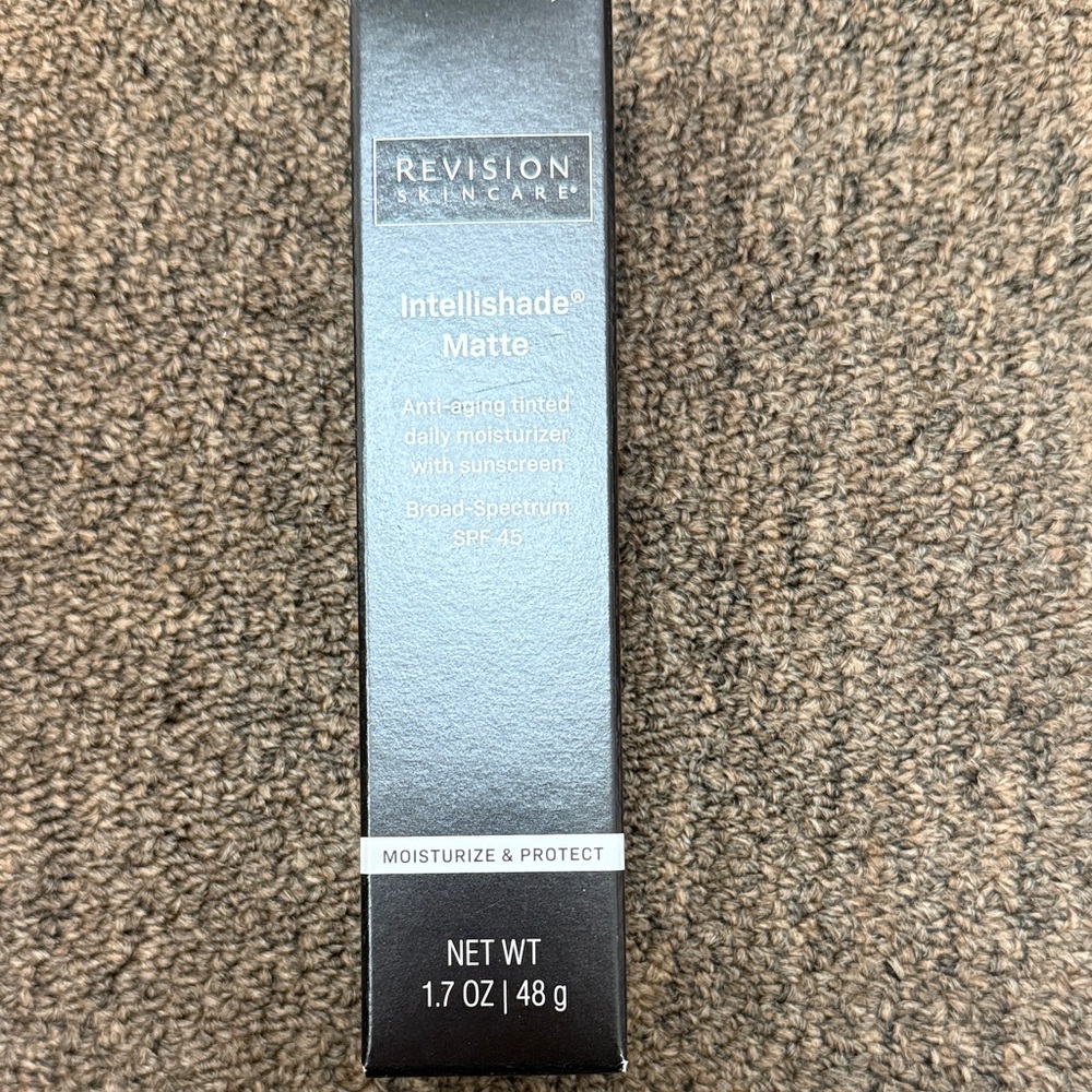 Revision Skincare Intellishade Matte Foundation - Cream